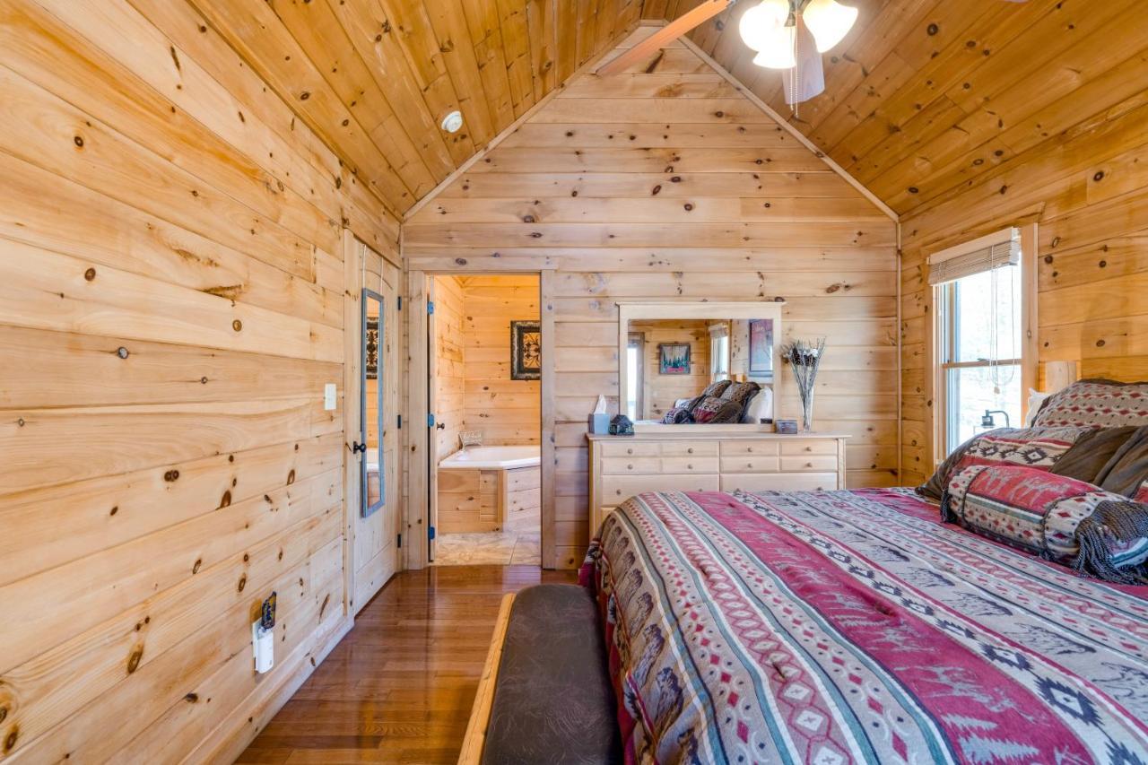Blue Ridge Bear Bungalow Buitenkant foto