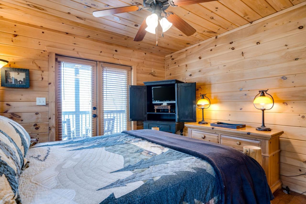 Blue Ridge Bear Bungalow Buitenkant foto