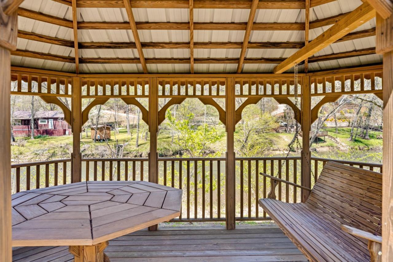 Blue Ridge Bear Bungalow Buitenkant foto